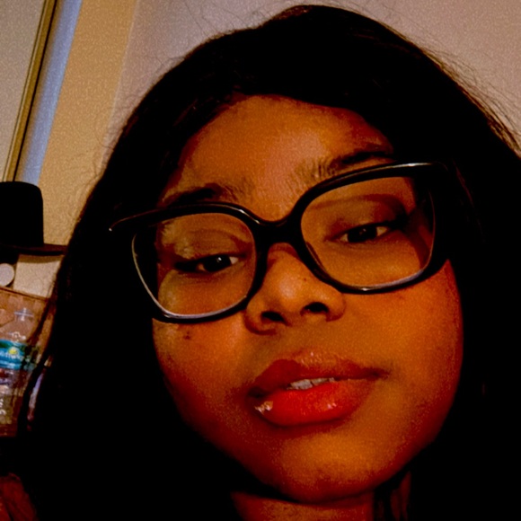 Meet your Posher, Zaria - Picture 1 of 1